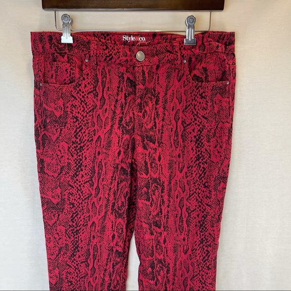 Style & Co Red Snake Pattern Skinny Pant Size 6 - Picture 3 of 9